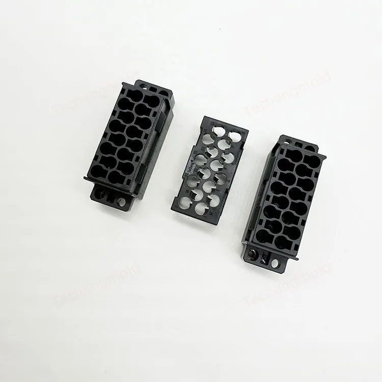 特诚科技PBT精密注塑件实拍 1